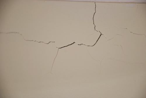 Por que o reboco de gesso racha e como o HPMC pode repará-lo?